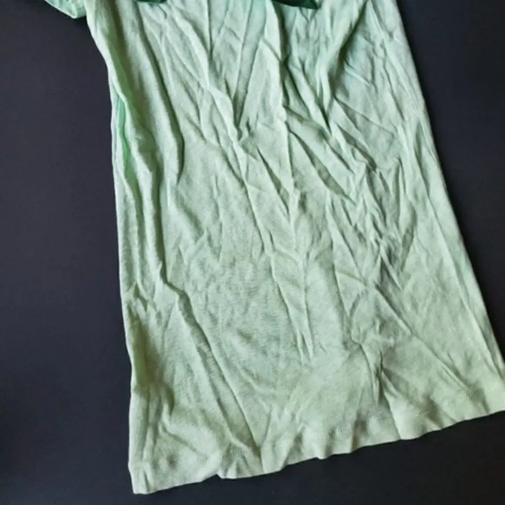 🌼J.crew Green Soft Shirt 100% cotton